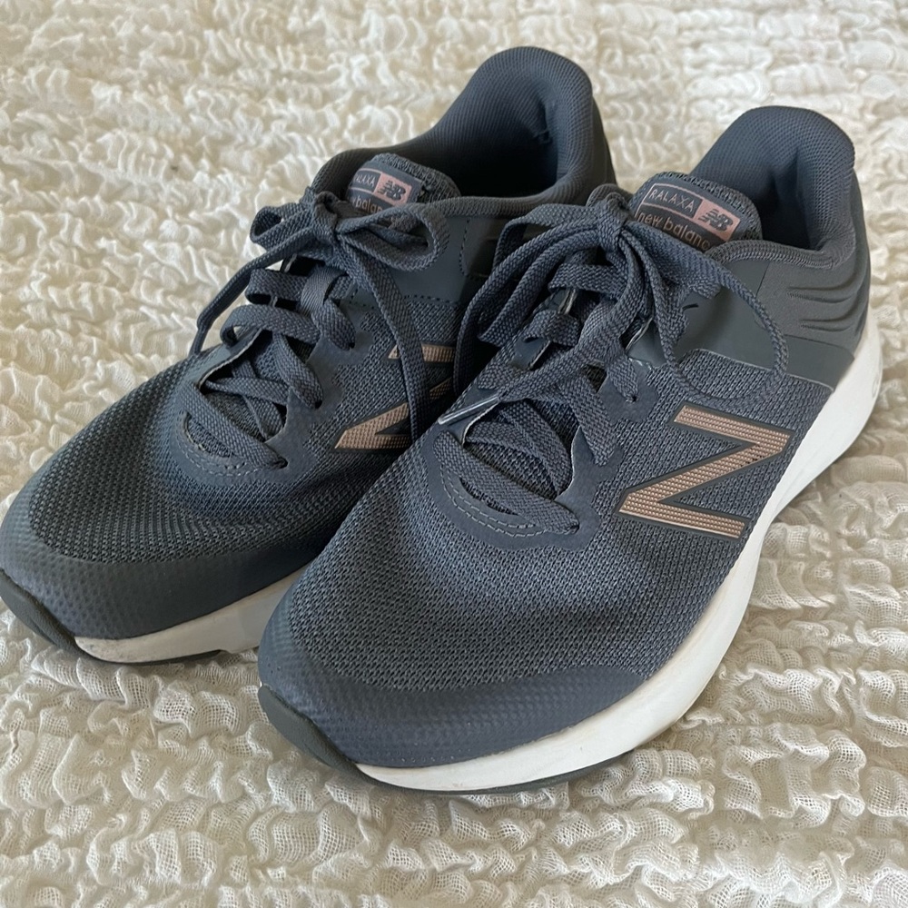 Womens Ralaxa New Balance sneakers size 7.5